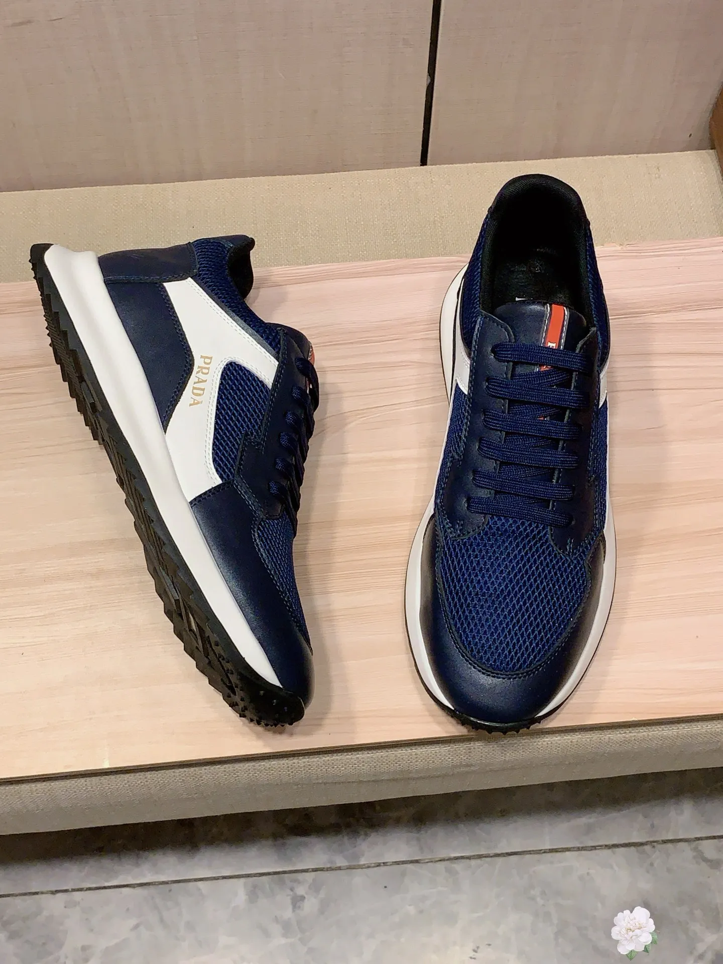 Men's shoes 💰460💰💰🎩🎩[Lightning][Lightning] "Prada PRADA*" latest hot style casual shoes, top brand [seduce] luxury~purchase, top~quality. [Strong] The upper is made of imported breathable cowhide with material ➕ breathable sheepskin feet (•) and fine workmanship. The original stylish and stylish soft rubber wear-resistant and non-slip outsole is light and comfortable on the feet. The real thing looks better when photographed in person. 0121: code: 38-44, 4️⃣ colors selected